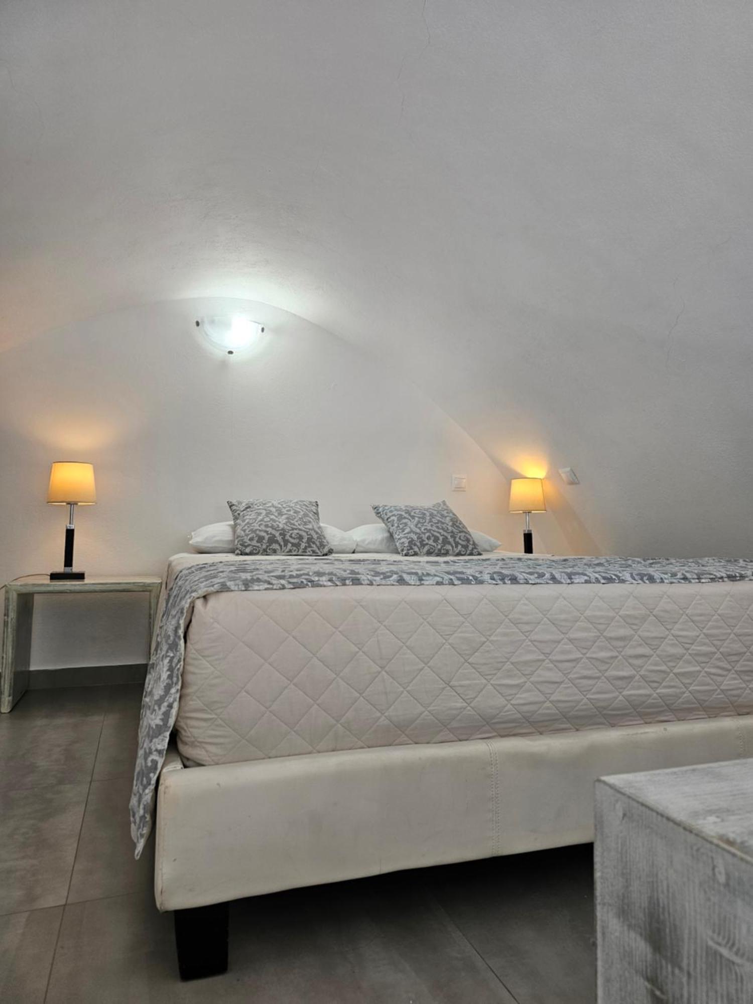 Unique Leta Fira (Santorini) Exterior foto