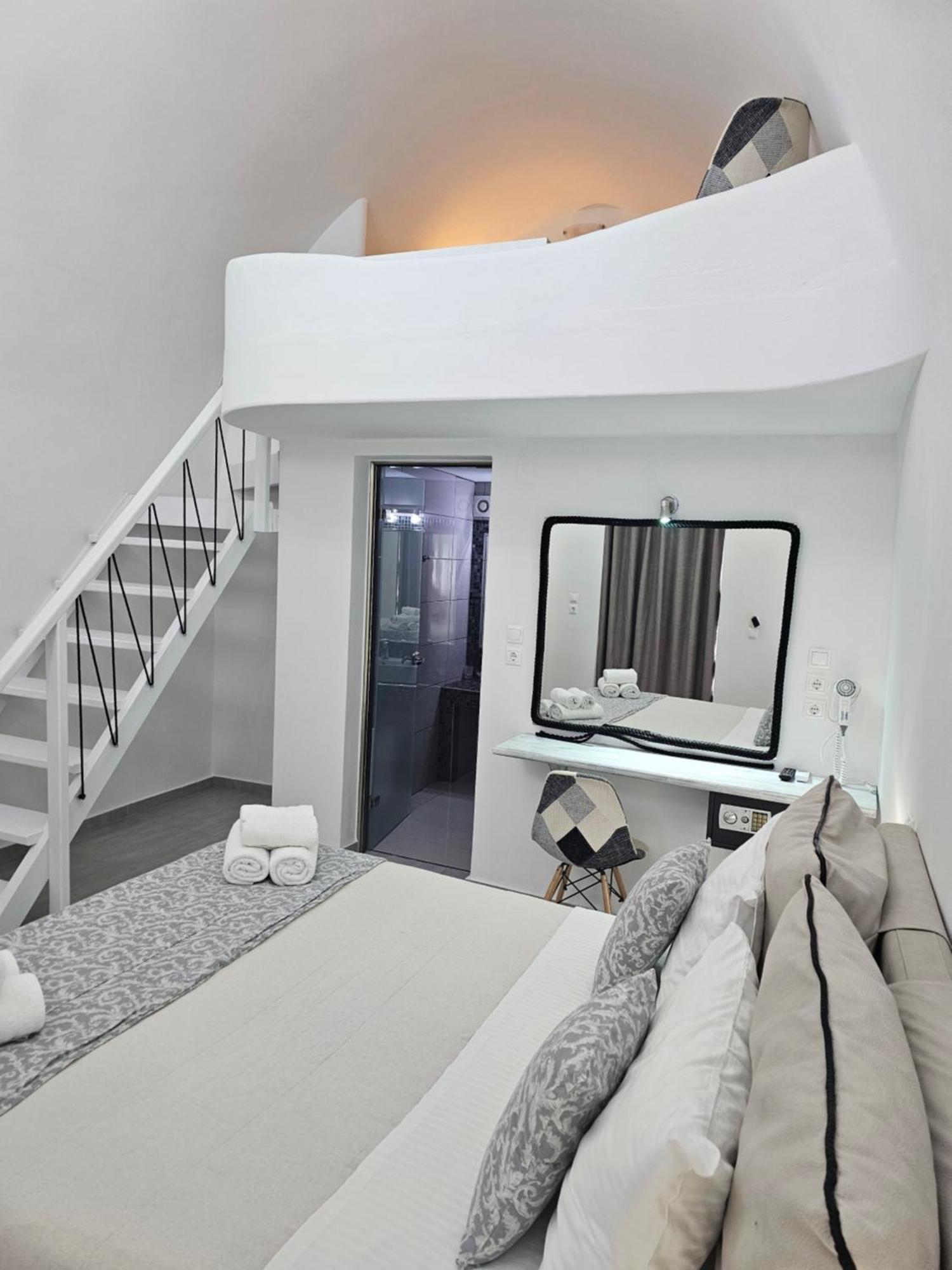 Unique Leta Fira (Santorini) Exterior foto